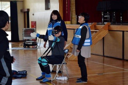 長島小学校6年生 福祉体験学習を行いました!!