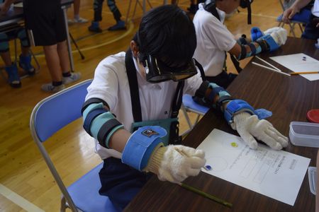 大井小学校　福祉体験学習