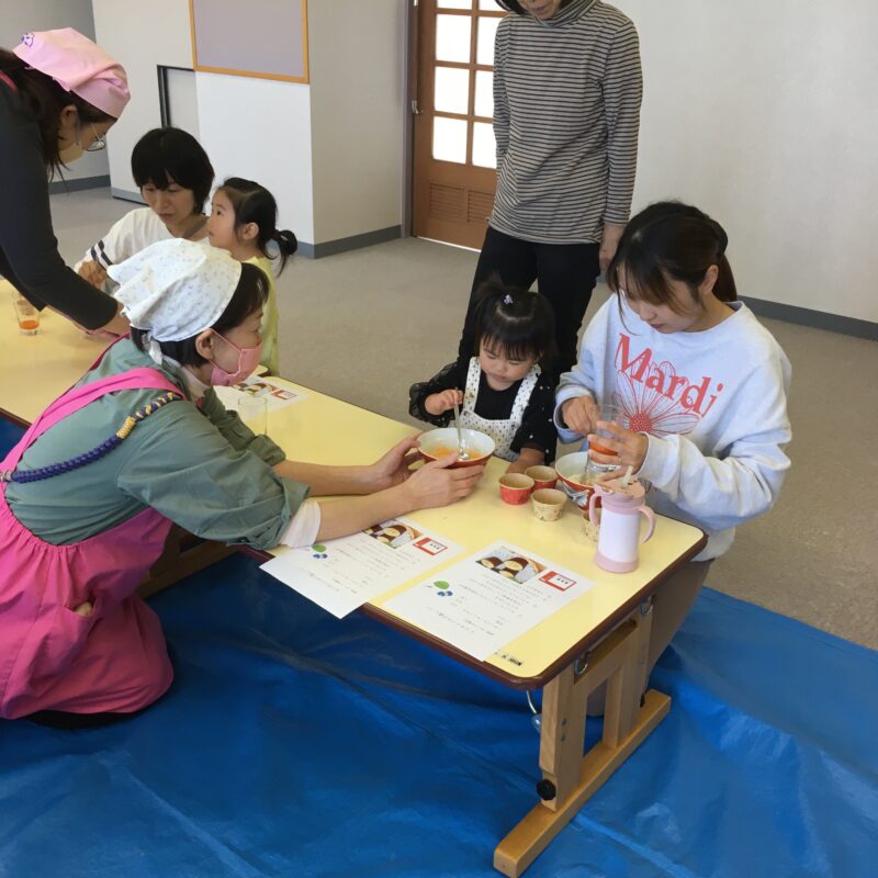 親子遊びの場を開催しました