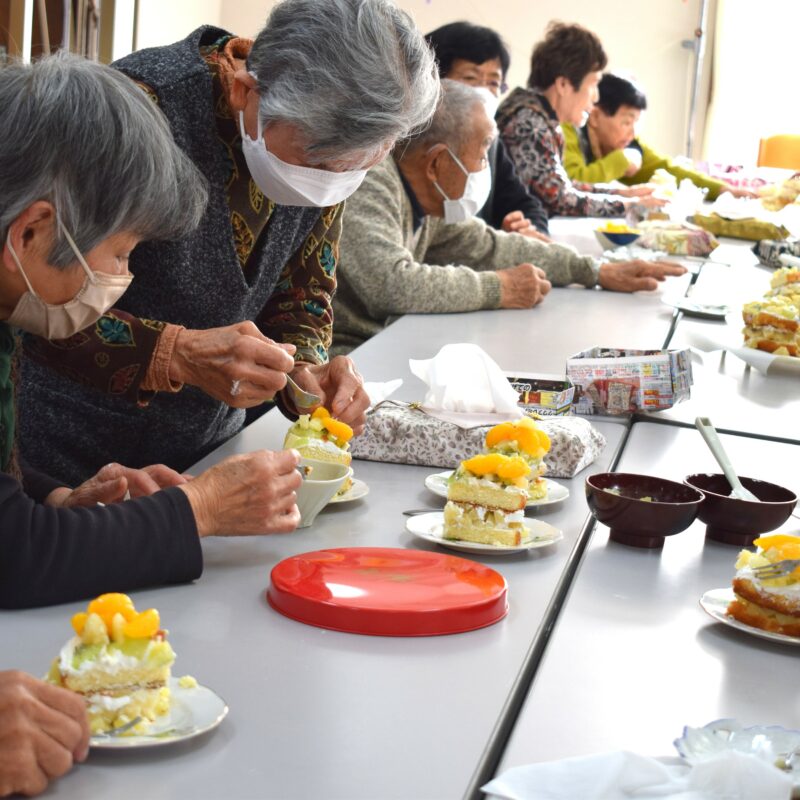 クリスマスケーキを作りました🎄