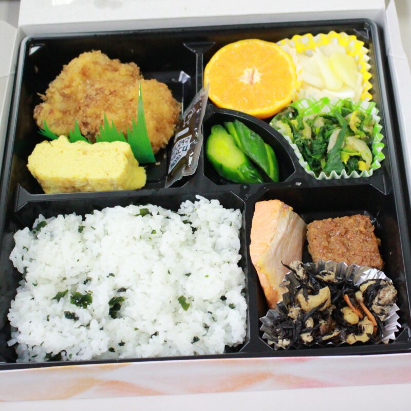 ひとり暮らし高齢者への手作りお弁当