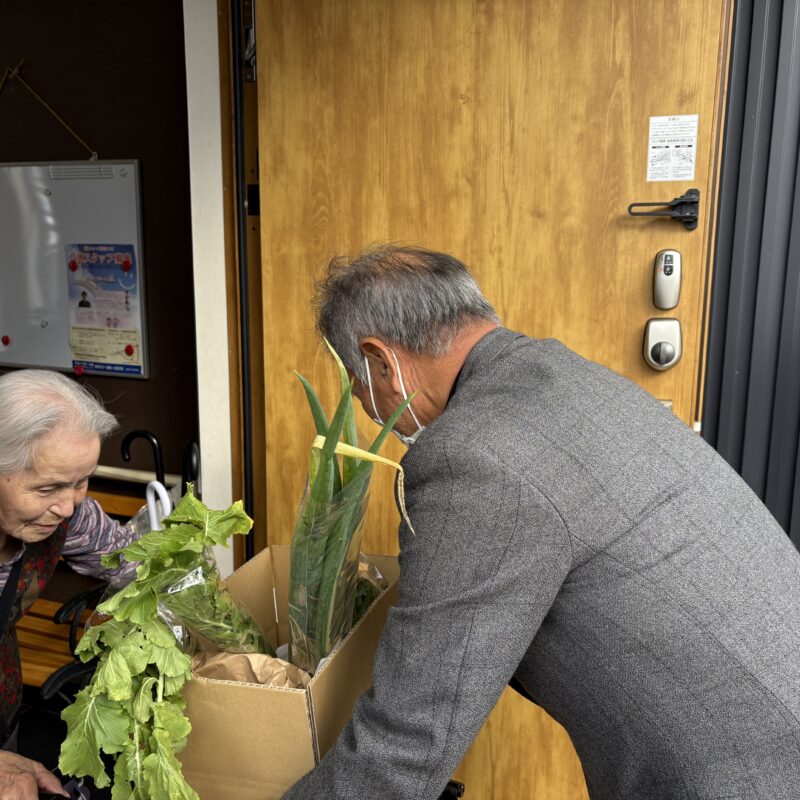 三郷支部　歳末施設訪問