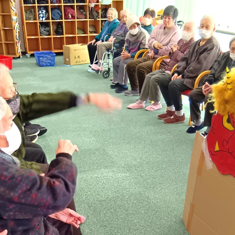 豆まきゲームを行いました