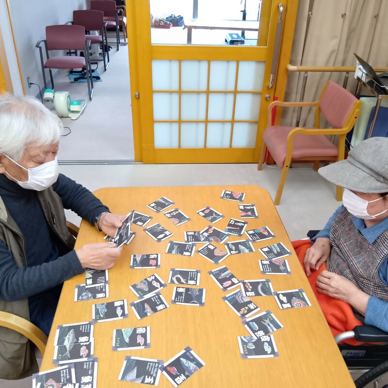岩村デイサービスで脳トレやパズルが人気