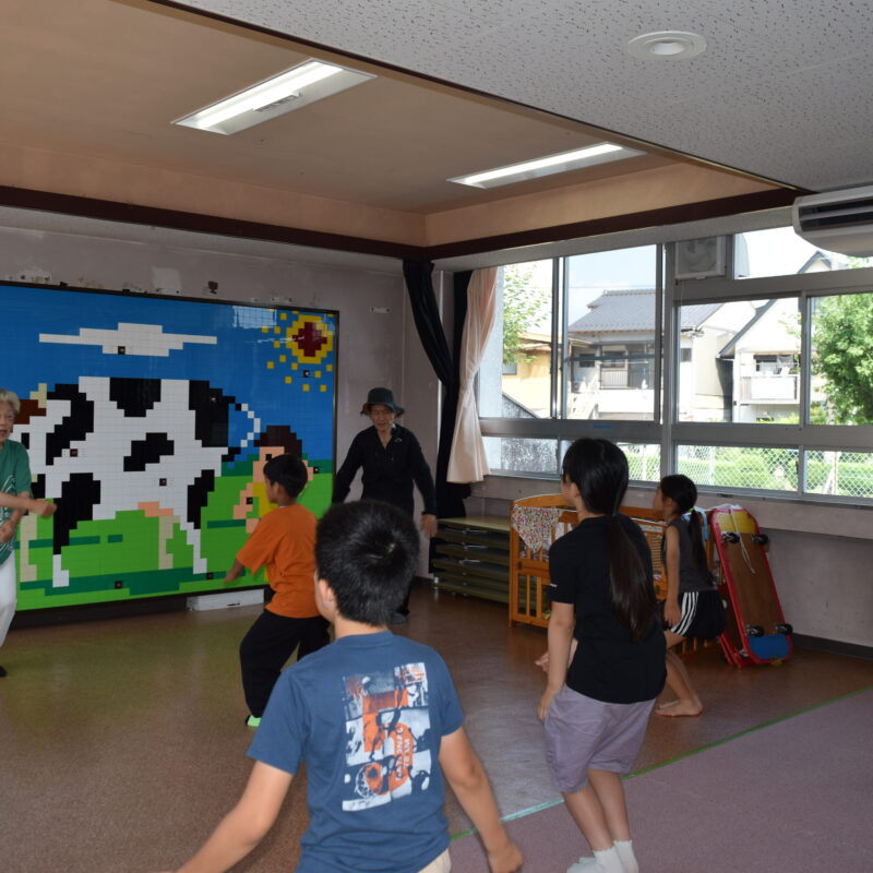中野児童センターで地域との交流会を開催しました。