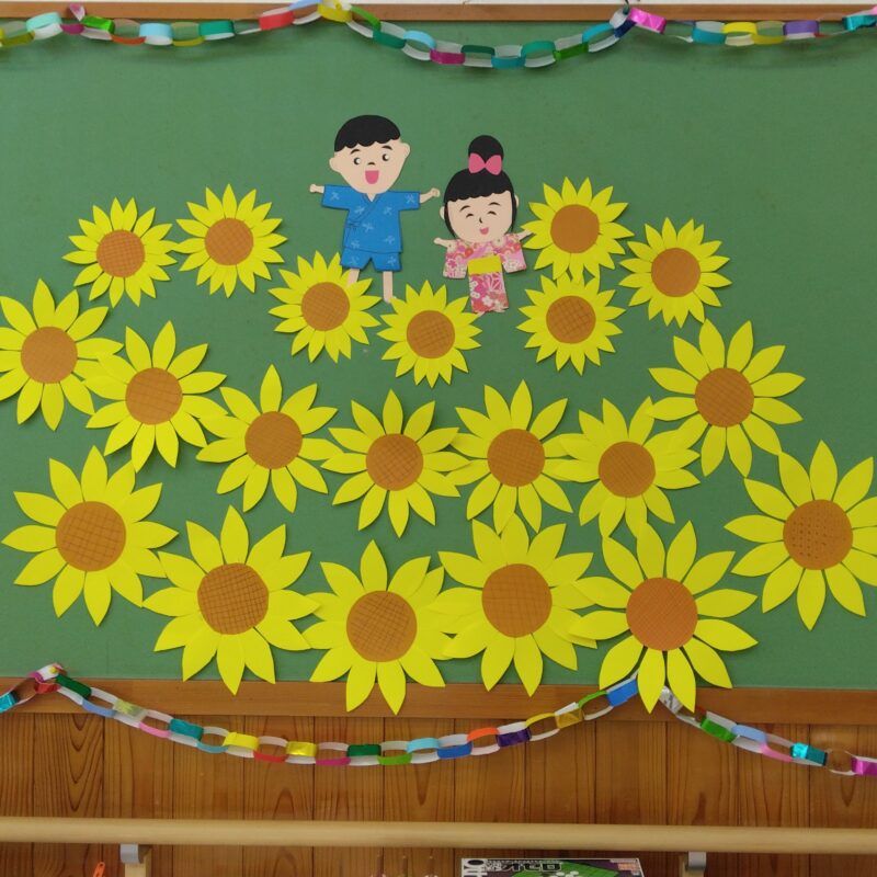 いきいき教室上矢作　ひまわりの壁飾りを作りました🌻